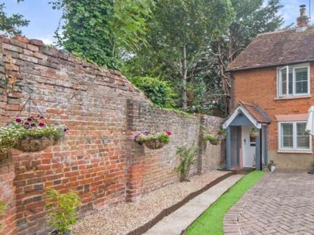 House for sale in Barton Stacey, Hampshire