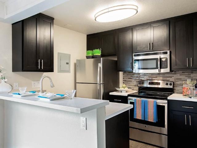 Apartment for rent in Huntington Beach, California