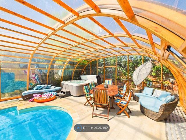 House for rent in Swindon, Golden Valley