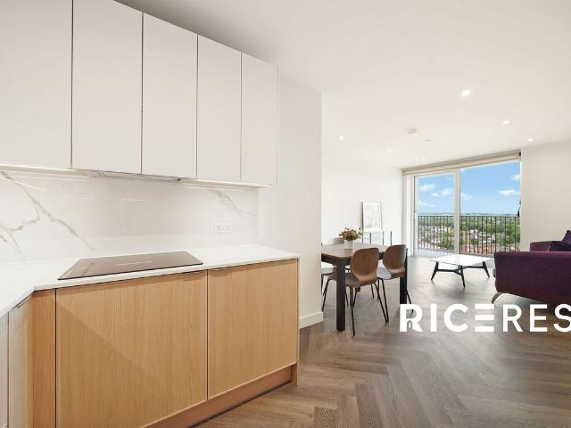 House for rent in West Hendon, The Hyde