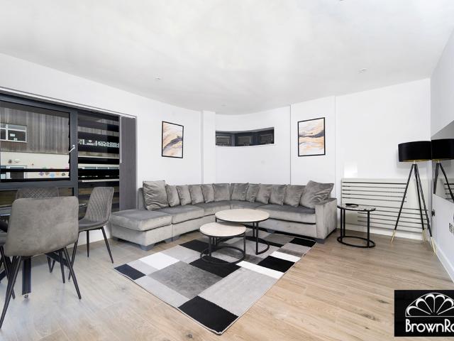 Apartment for rent in The Hyde, Greater London