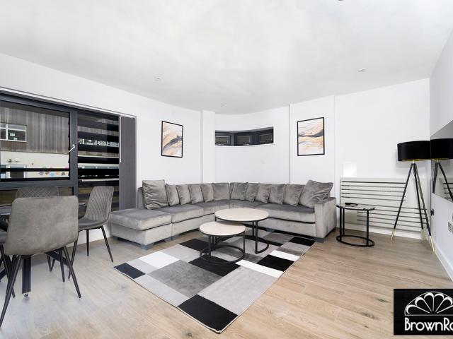 Apartment for rent in West Hendon, The Hyde