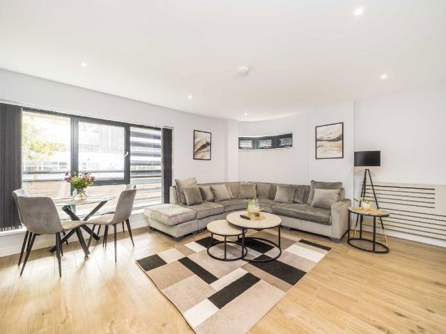 Apartment for rent in Colindale, Greater London