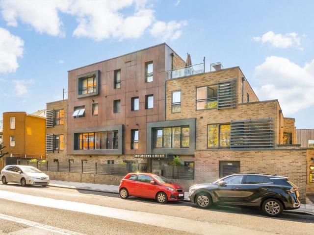 Apartment for rent in Colindale, Greater London
