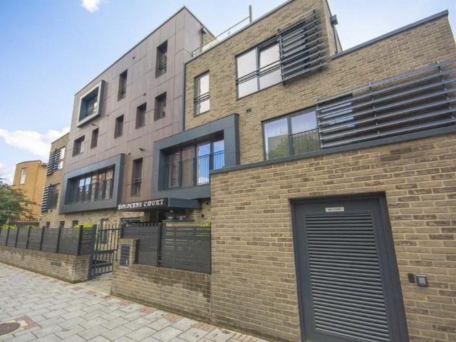 Apartment for rent in Colindale, Greater London