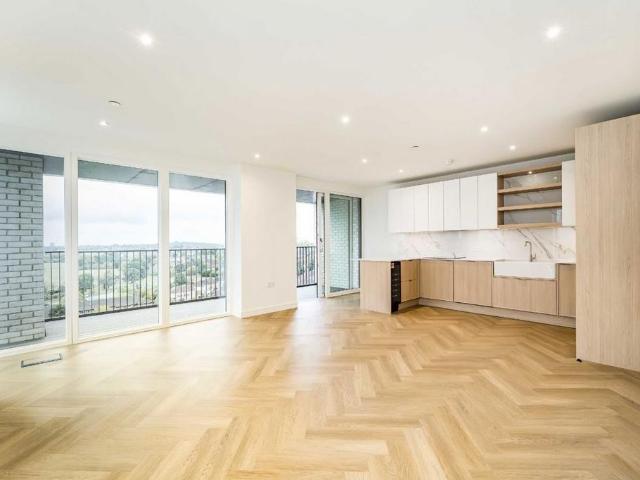 Apartment for rent in The Hyde, Greater London