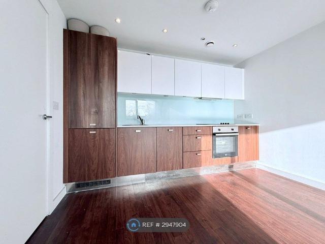 Apartment for rent in Lee Chapel, Essex