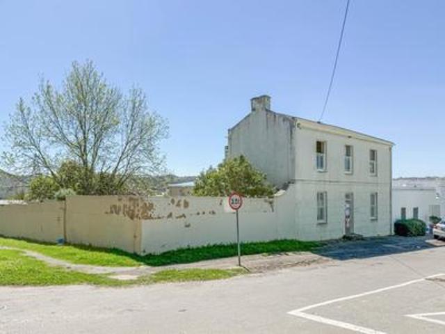 House for sale in Makhanda, Makana Local Municipality