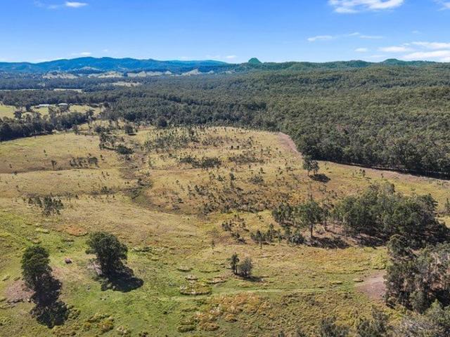 Cottage for sale in Kings Creek, Queensland