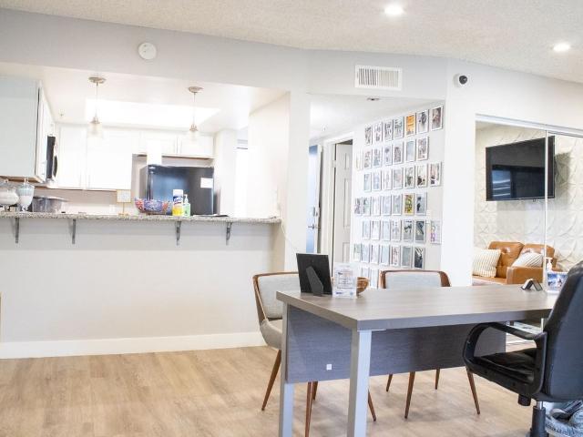 Apartment for rent in Santa Ana Triangle, Santa Ana