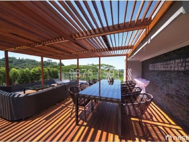 Apartment for sale in Alexandra Road
