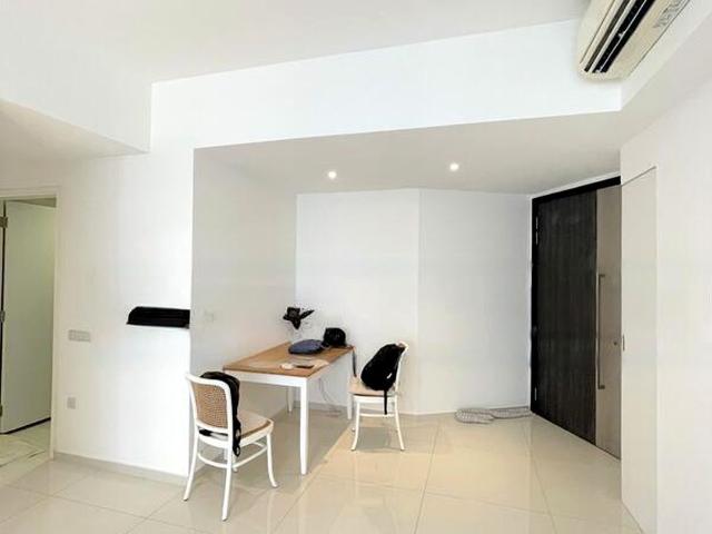Condominium for rent in Alexandra Road