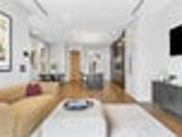 Apartment for sale in Auckland, Oroua County