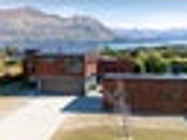 House for sale in Peninsula Bay, Wānaka