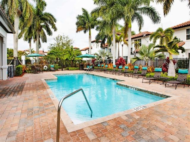 Apartment for rent in Dania, Florida