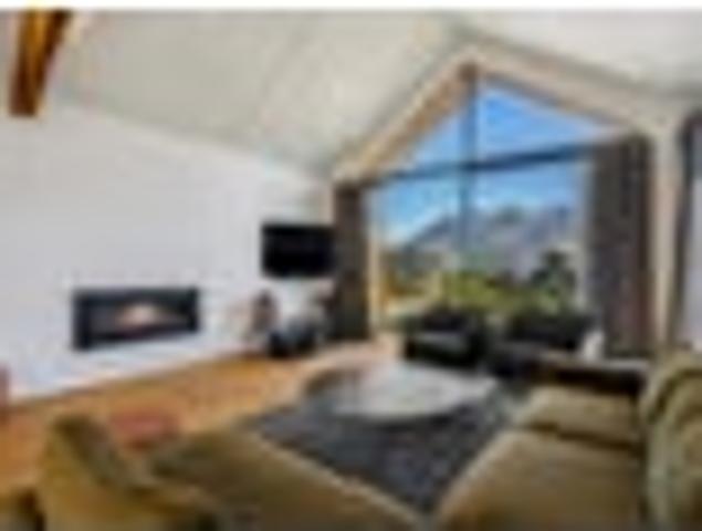 House for sale in Otakou