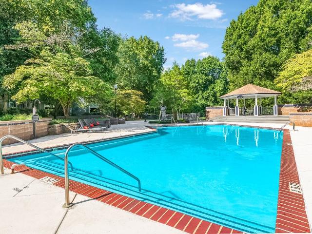 Apartment for rent in Mecklenburg, North Carolina