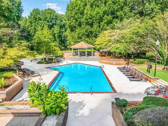 Apartment for rent in Mecklenburg, North Carolina