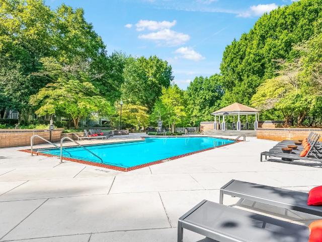 Apartment for rent in Mecklenburg, North Carolina
