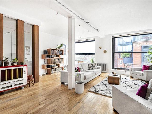 Apartment for rent in Bermondsey Village, Greater London