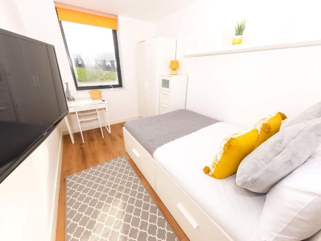 Apartment for rent in Calderstones