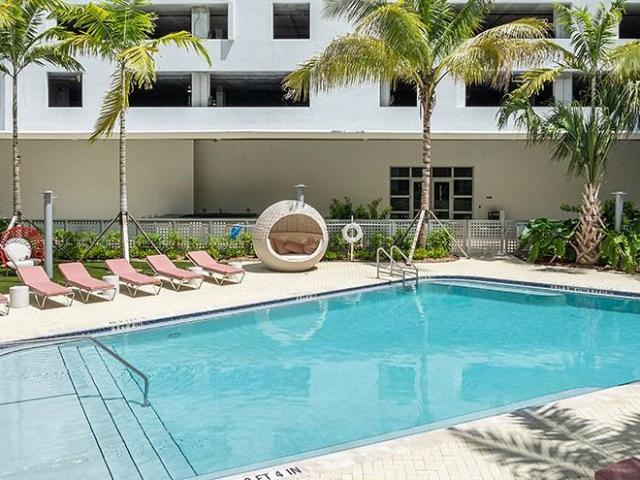 Apartment for rent in El Portal, Florida