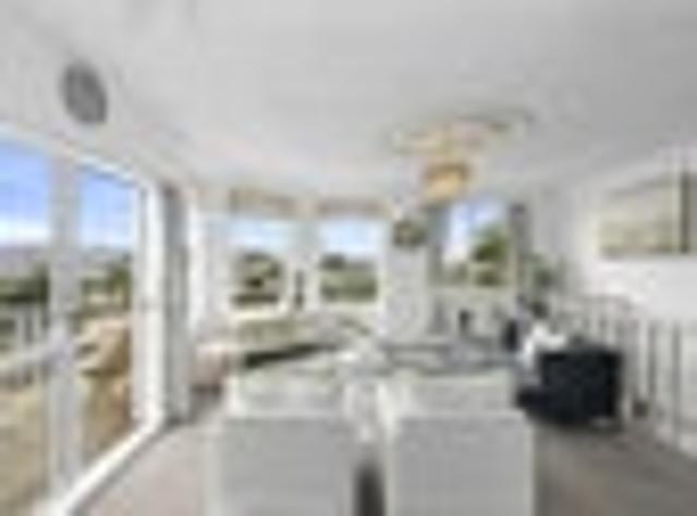 House for sale in Days Bay, Wellington