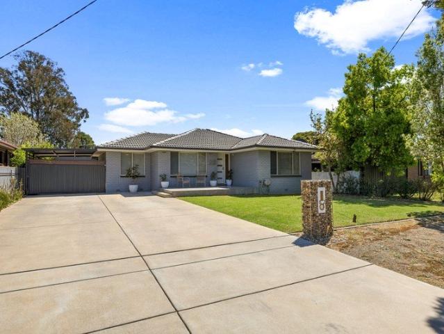 House for sale in Lake Albert, Wagga Wagga City Council