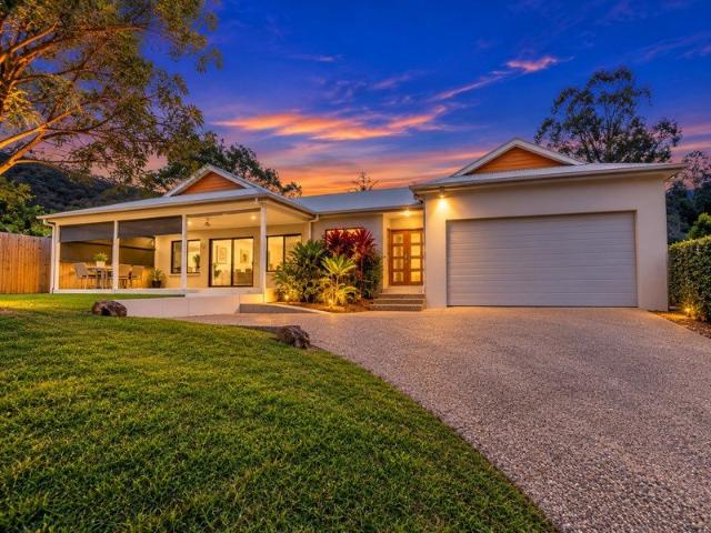 House for sale in Mandalay, Airlie Beach