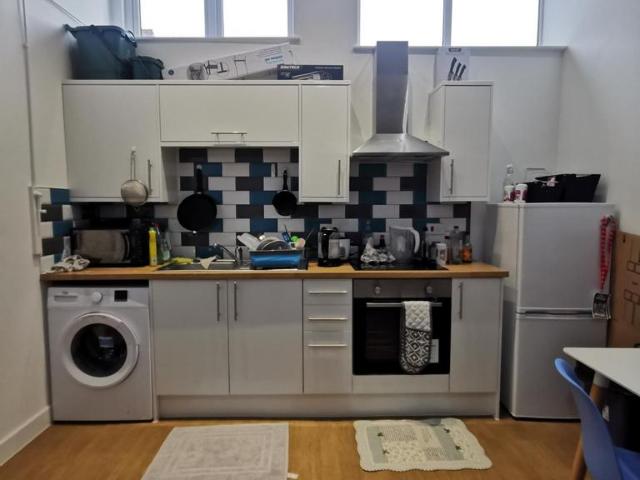 Apartment for rent in Mount Pleasant, Swansea