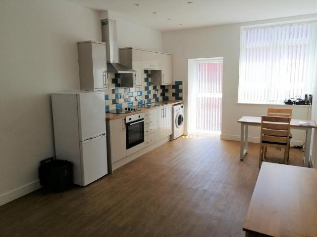 Apartment for rent in Mount Pleasant, Swansea