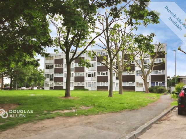 Apartment for rent in Lee Chapel, Essex