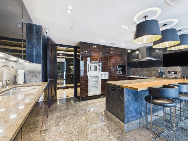 Apartment for rent in Knightsbridge, Greater London