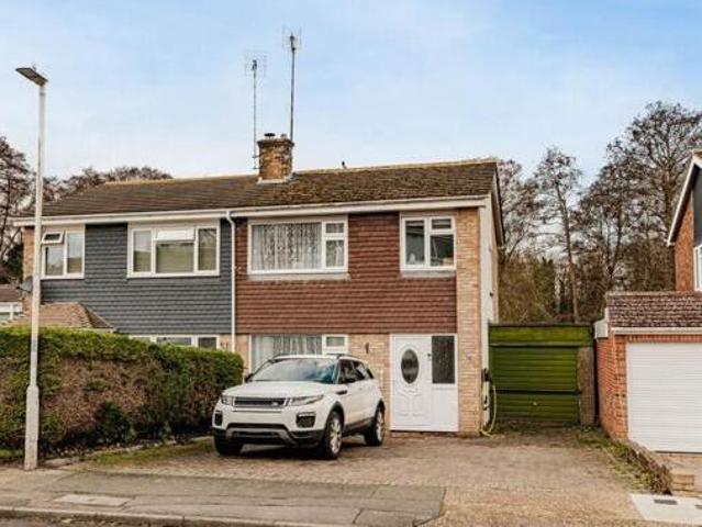 House for sale in Oad Street, Kent