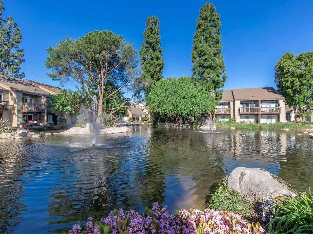Apartment for rent in Fullerton, California
