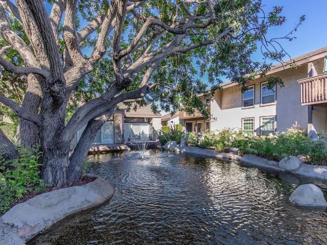 Apartment for rent in Fullerton, California