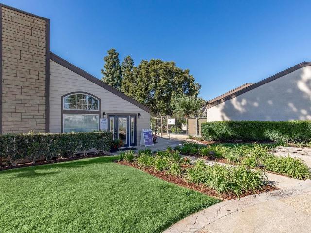 Apartment for rent in Fullerton, California