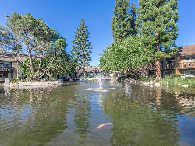 Apartment for rent in Fullerton, California