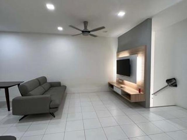 Townhouse for sale in Petaling, Subang Jaya