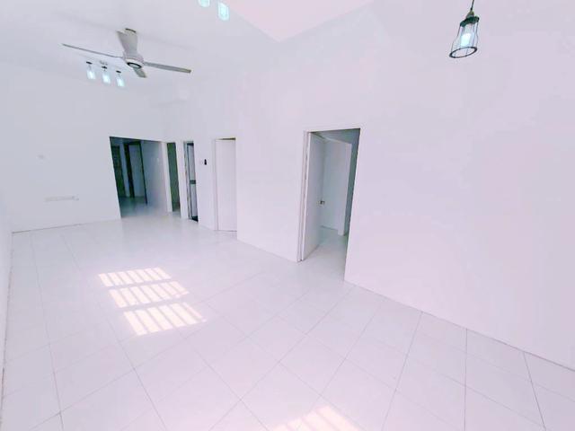 Townhouse for sale in Petaling, Subang Jaya