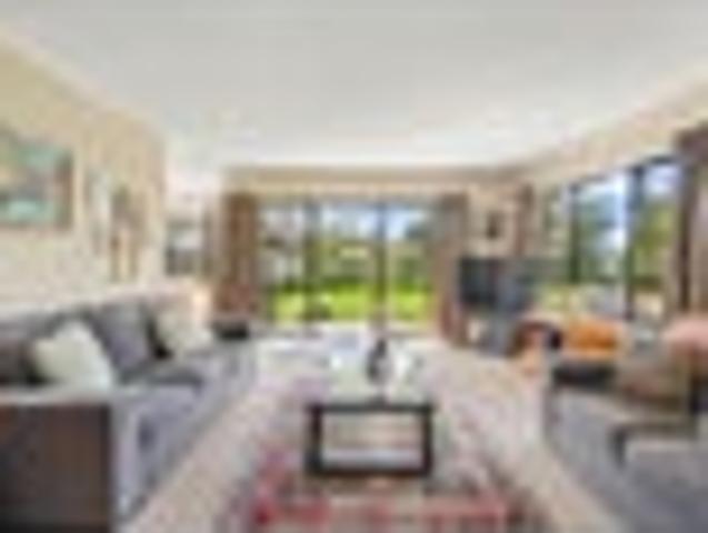 House for sale in Awhitu