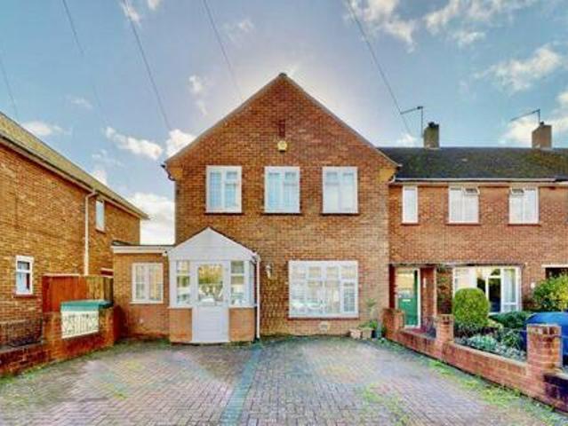 House for sale in Uxbridge, Greater London