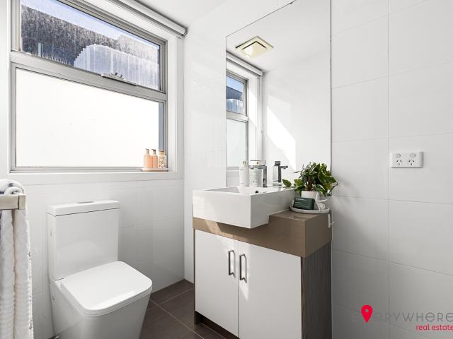 Apartment for sale in Camerons Creek, Victoria