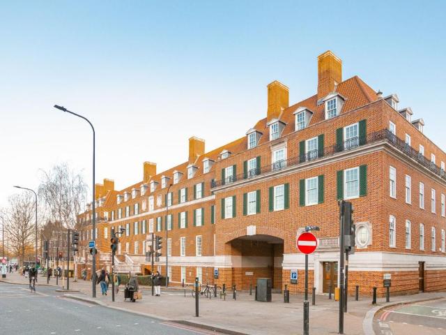 House for rent in Clapham, Greater London