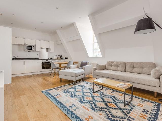 Apartment for rent in Clapham, Greater London