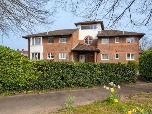 House for sale in Barton Stacey, Hampshire