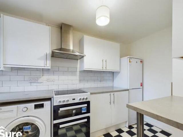 House for rent in Pouchen End, Hertfordshire