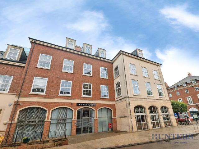 Apartment for rent in Dickens Heath, West Midlands