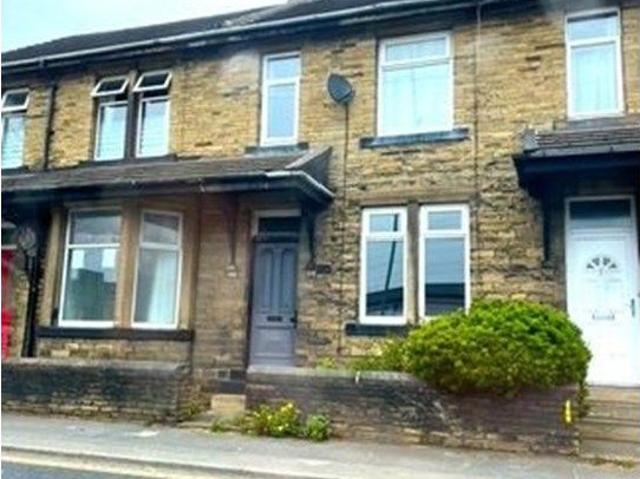House for rent in Brighouse Trade Park, Calderdale