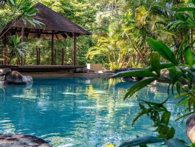 House for sale in Mission Beach, Bingil Bay